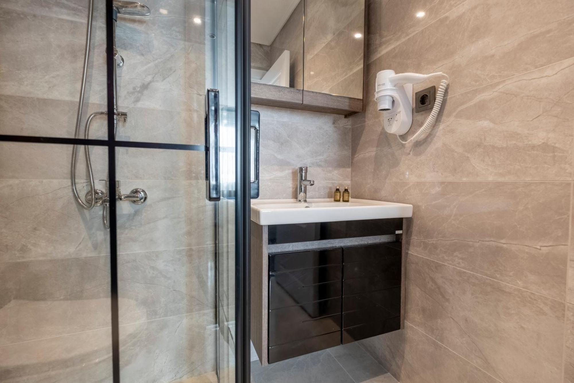 Hub Suite Istanbul Exterior foto